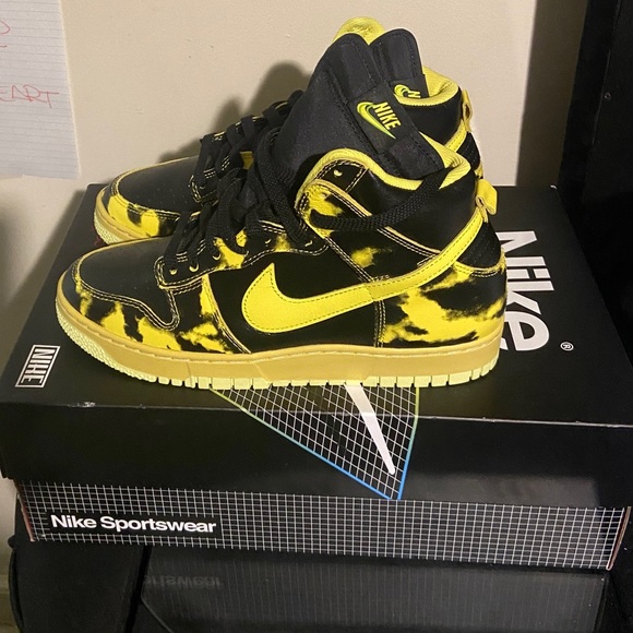 Nike Dunk - Picture 3 of 4